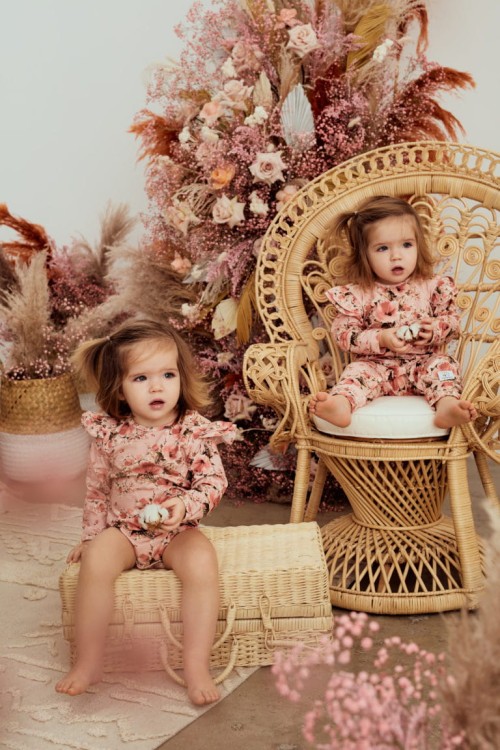 fotel-dzieciecy-wiklinowy-dla-dziewczynki.jpg