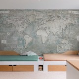 to-world-tour-white-tapeta-z-mapa-i-bialymi-stemplami-turystycznymi-dla-podroznika.jpg