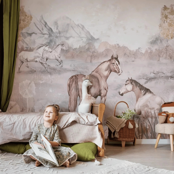 pokj_dzieczynkiz-z_tapeta_w_konie.png