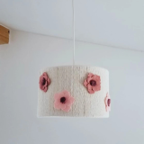 lampka-sufitowa-do-pokoju-dziewczynki-kwiatki-filcowe.png