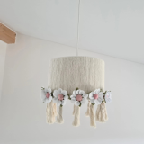 boho-lampa-z-kwiatkami-dziecieca.png