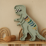 lampka_trex_drewno_pokoj_chlopca_nastroj.png