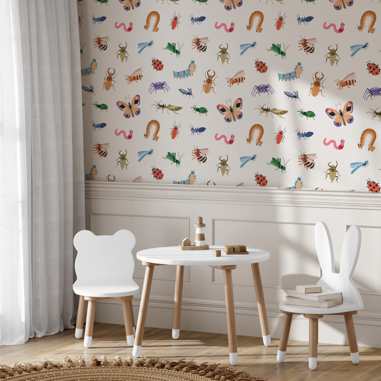 tapeta-kolorowe-robaczki-do-pokoju-chlopca.png