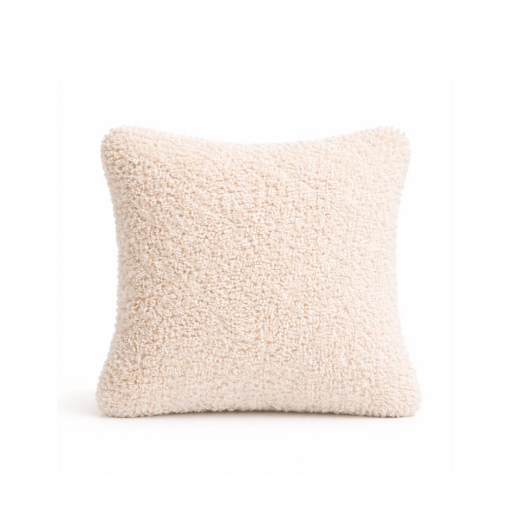 poduszka_ecru_bouncle.png