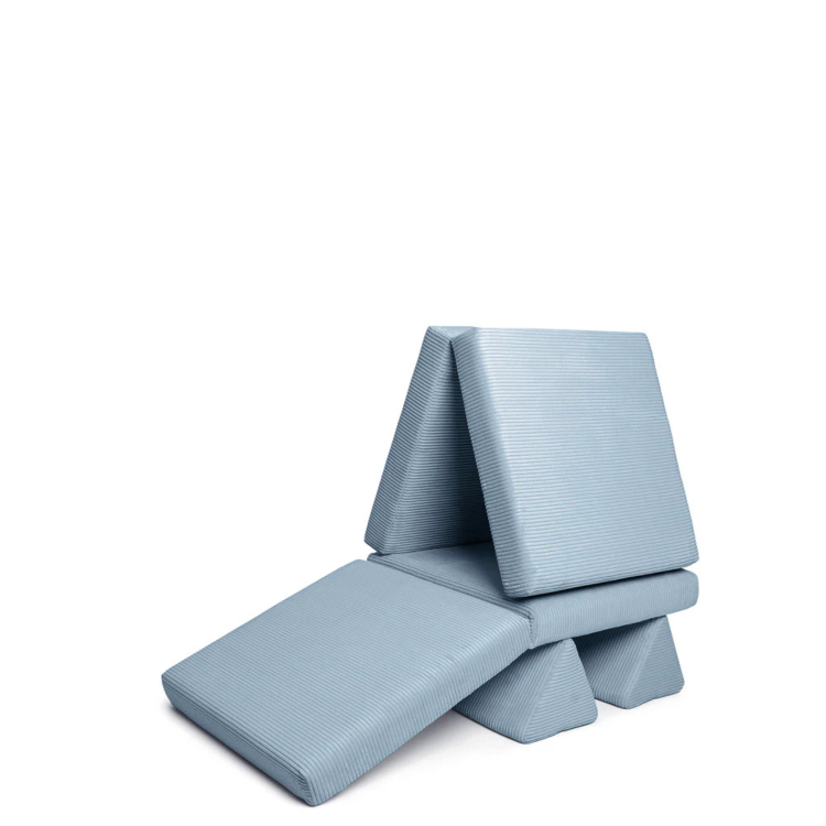 blekitna-sofa-do-zabawy-dla-dzieci-shappy-duza.png