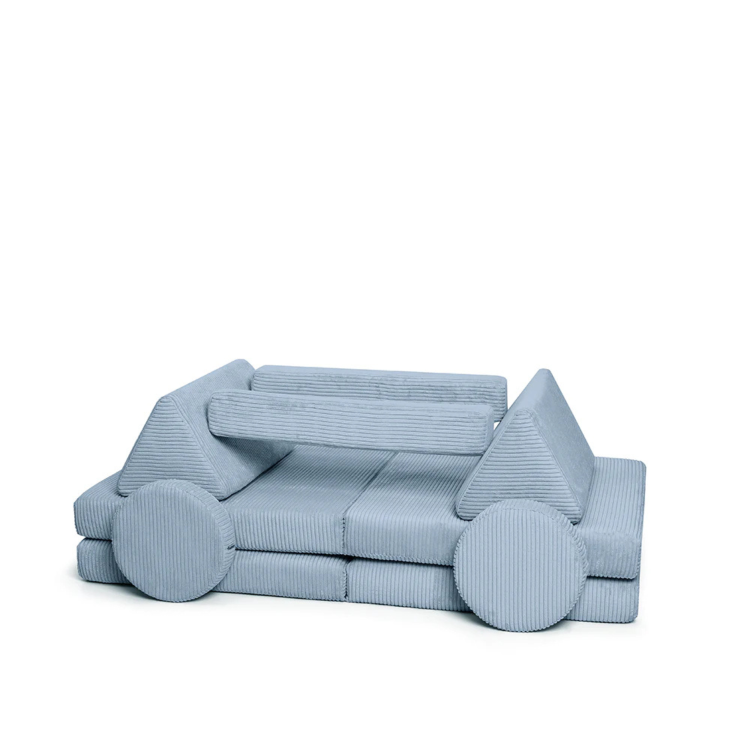 blekitna-sofa-sztruksowa-do-pokoju-dziecka.png