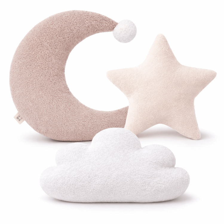 poduszki_w_kształcie_chmurek_gwiazdek_i_ksiezycow.png