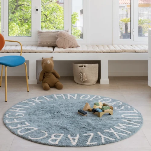 dywan_abc_pokoj_dziecka_nowoczesny.webp