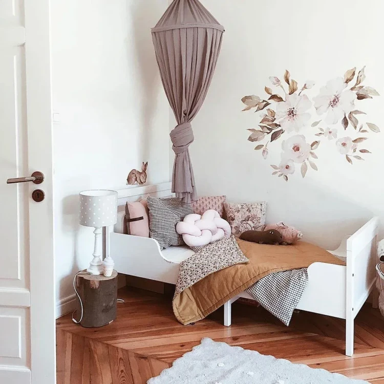 zestaw-naklejek-magnolia-warszawa.webp