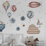 naklejki-na-sciane-balony-powietrzne-do-pokoju-chlopca.webp