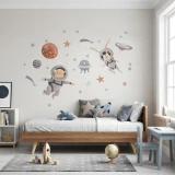 naklejka-nascienna-astro-mis-i-krolik-do-pokoju-chlopca.webp