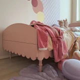 gdzie_kupic_rozowe_lozko_dla_dziewczynki.webp