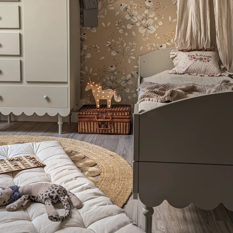 oliwkowe_lozko_dzieciece_200x90.webp