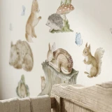 naklejka-nascienna-woodland-story-lesne-zwierzeta-dziecieca.webp