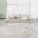 dywan-monstera-natural-dla-dziewczynki.webp