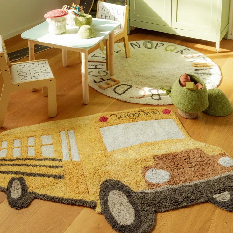 dywan-autobus-zolty-school-bus.webp
