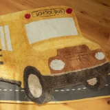dywan-autobus-dla-chlopca.webp