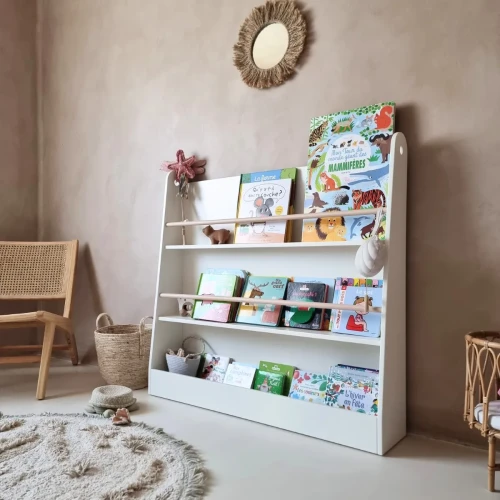 biblioteczka-montessori.webp