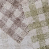 Dywan-bawełniany-Vichy-Marron-150×180cm-do-pokoju-dziecka.webp