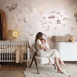 Tapeta z mapą świata Wanderlust Neutral w pokoju dziecka