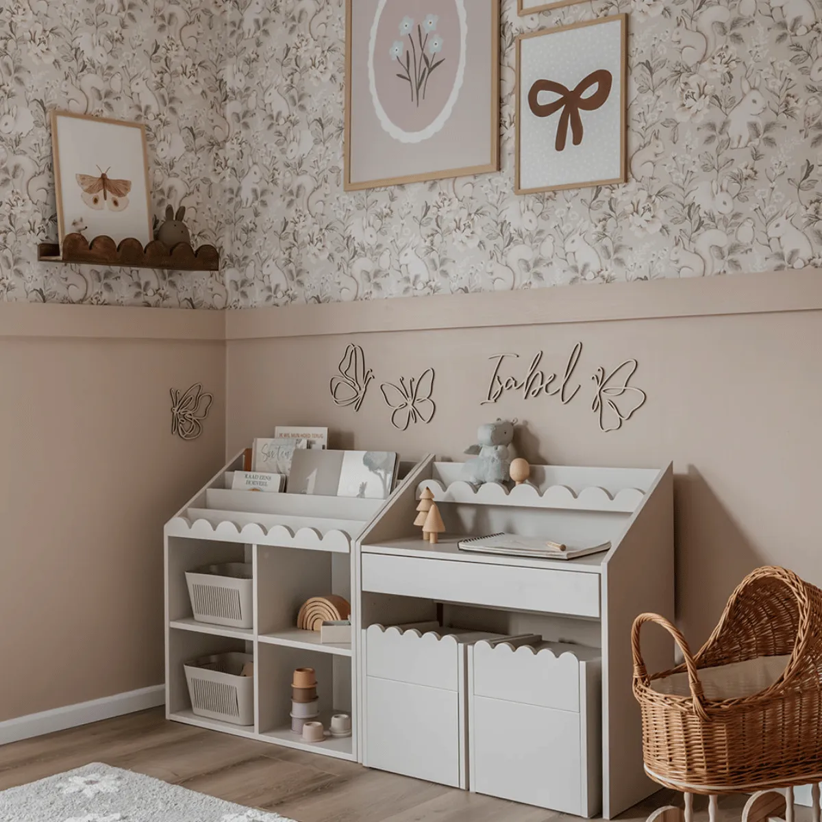 biurko dziecięce Bellamy Book Nook Latte z krzesełkiem Montessori