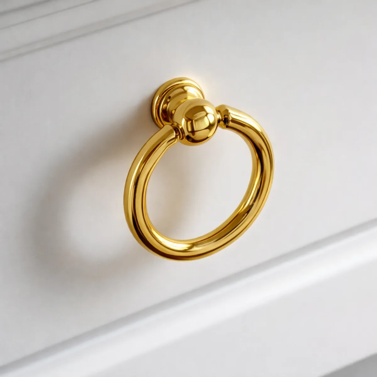 detal szafy dziecięcej Bellamy Royal białej