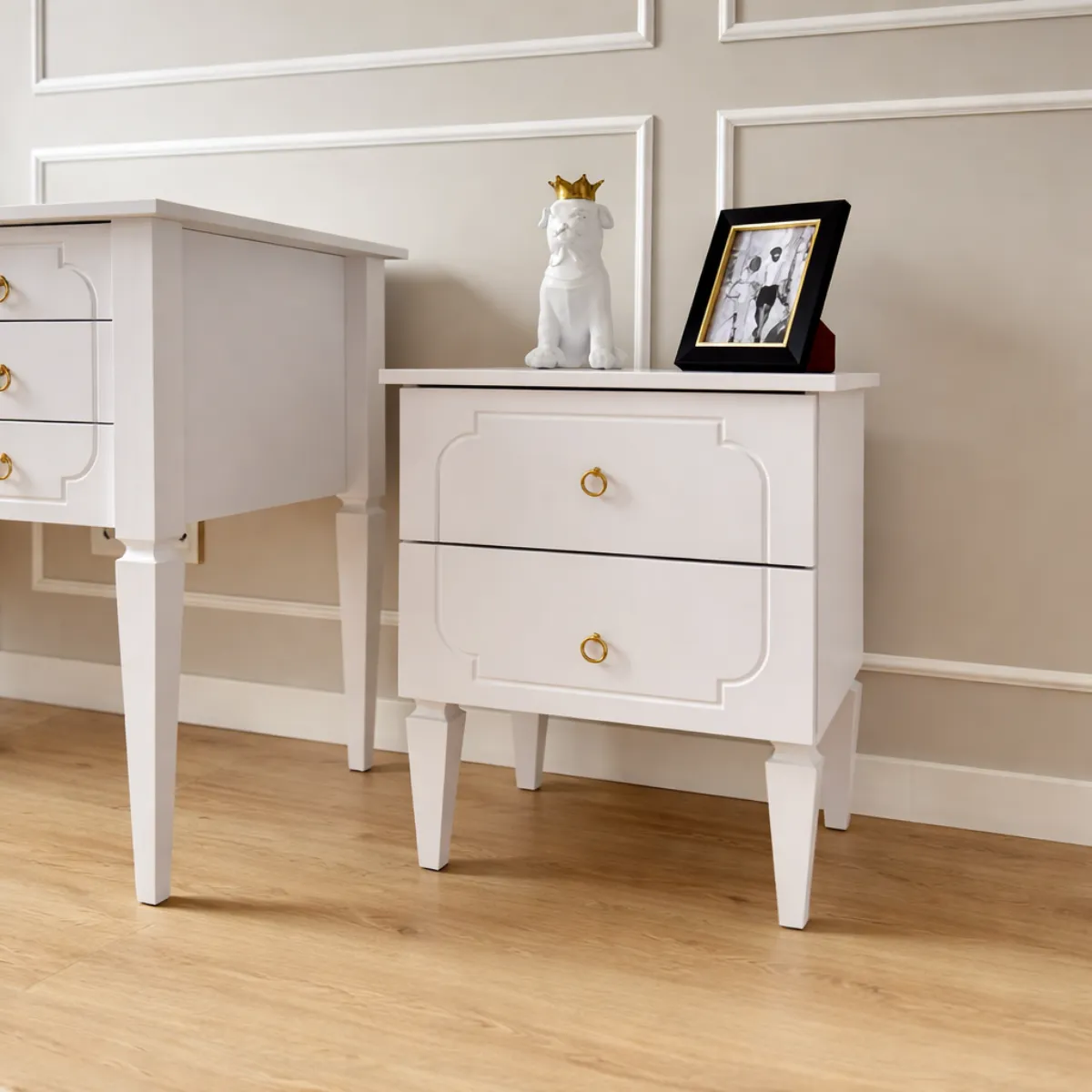 szafka nocna Bellamy Royal biała do pokoju dziecka