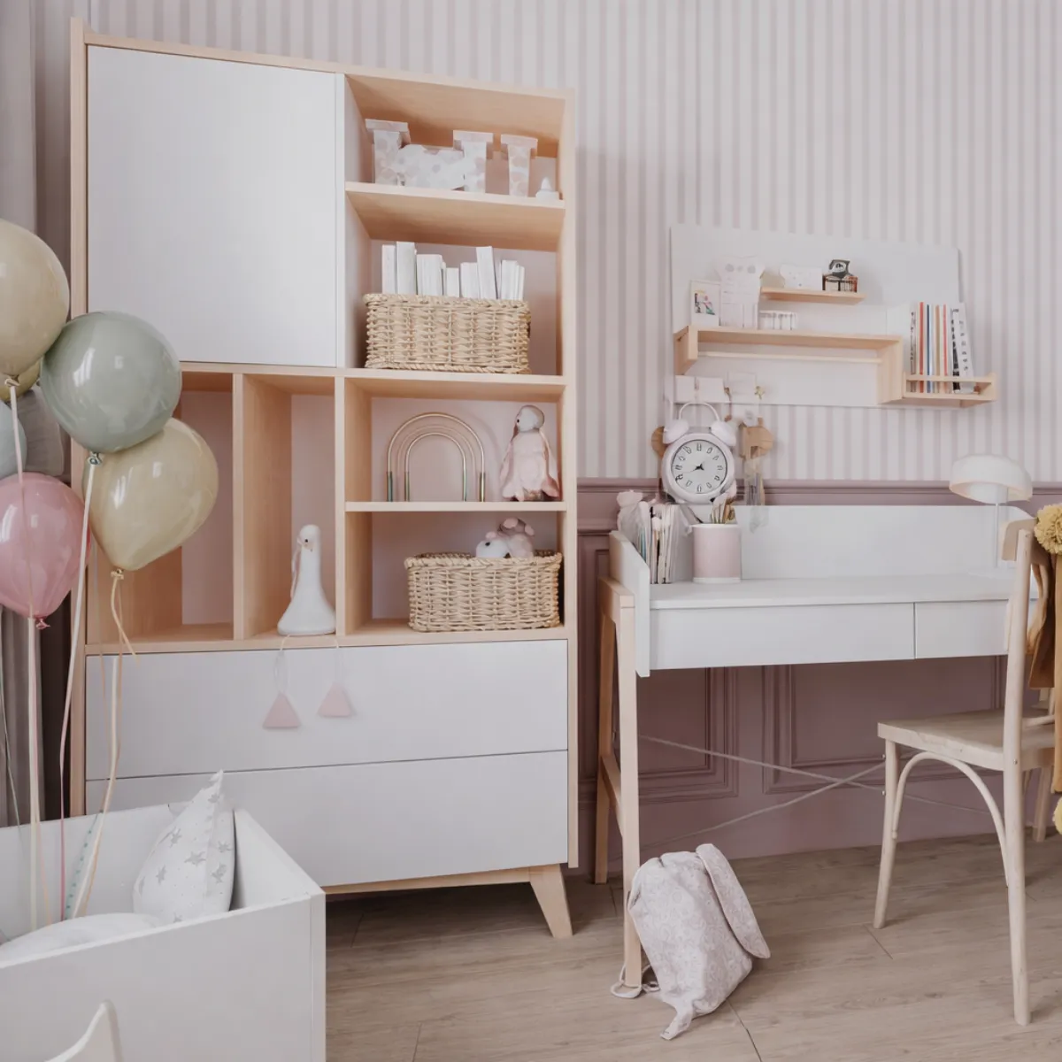 regał dziecięcy Bellamy So Sixty z półkami, szafką i szufladami