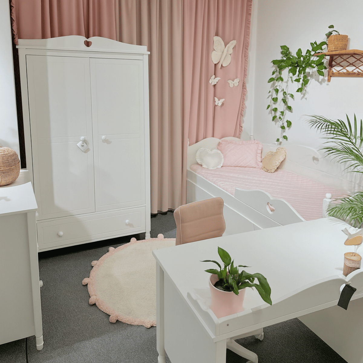 Szafa dwudrzwiowa GLAMOUR do pokoju dziewczynki