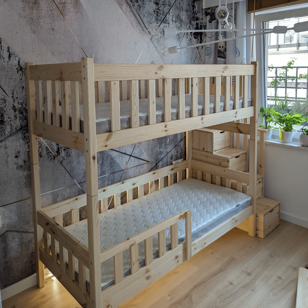 Łóżko piętrowe MAGNUM w aranżacji pokoju dziecka