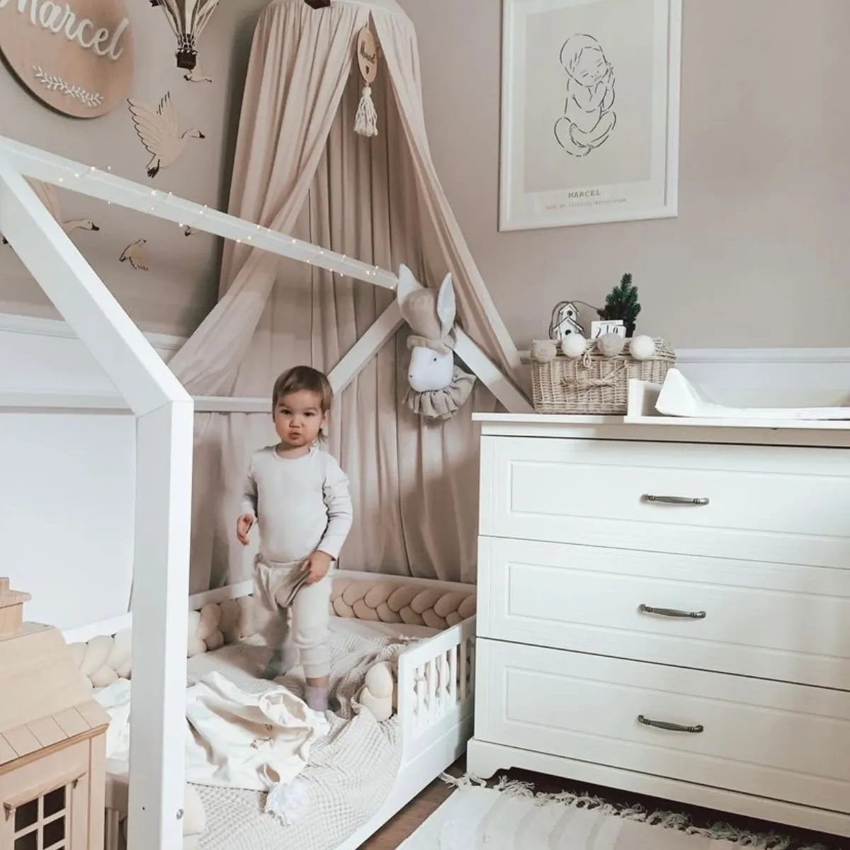 Komoda dziecięca Melody Novelies biała z 3 szufladami i przewijakiem