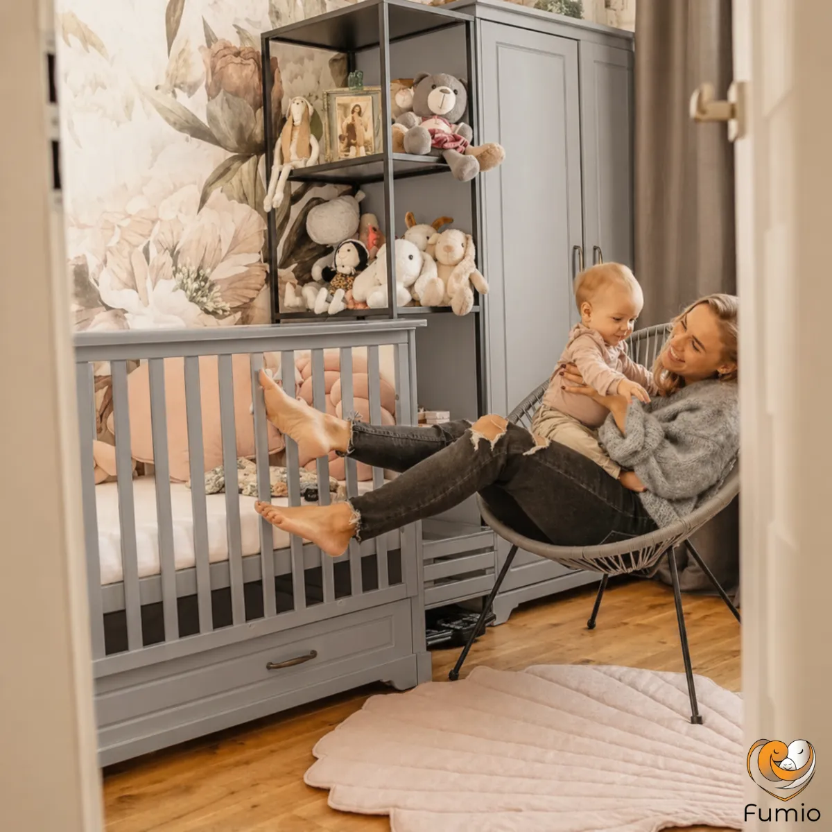 Łóżeczko dziecięce Melody Novelies 70x140 szare z funkcją tapczanika