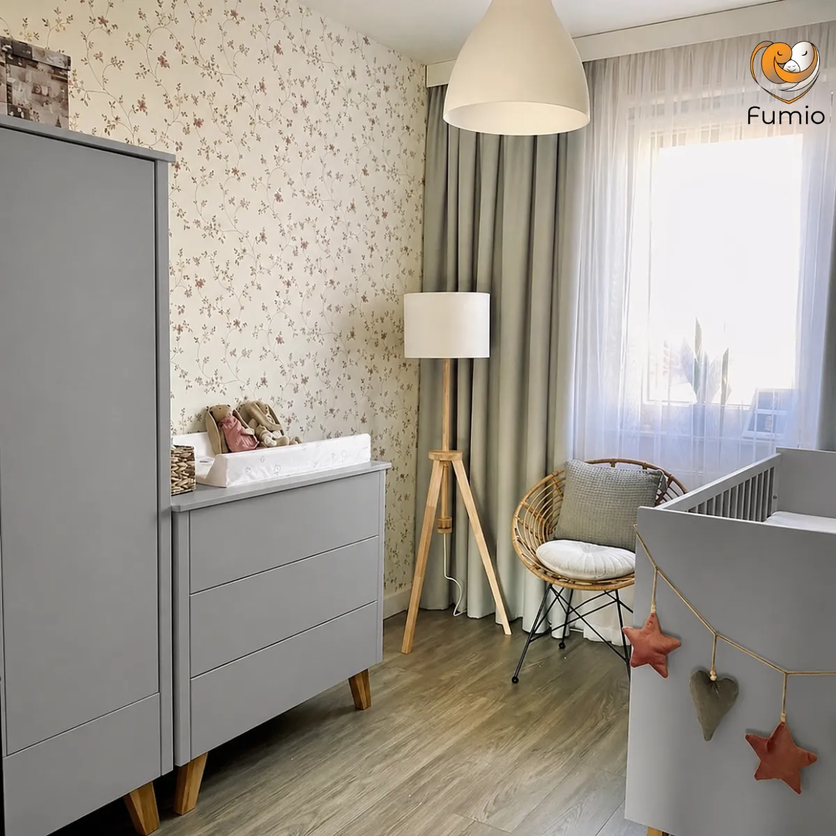 Szara szafa 2-drzwiowa Zara Novelies do pokoju dziecka