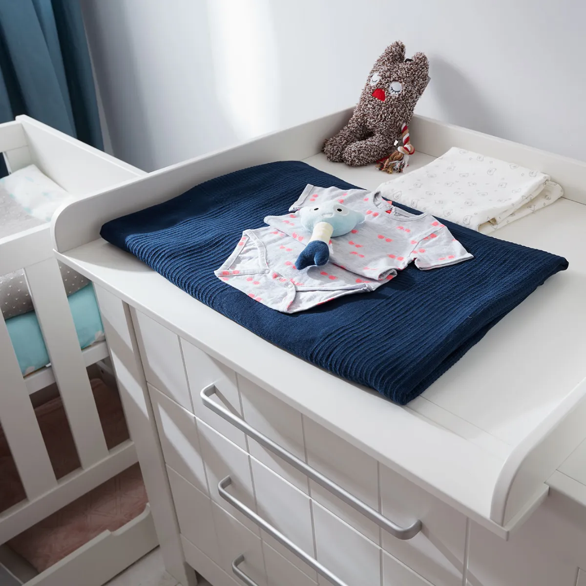 Komoda PINIO CALMO z możliwością montażu przewijaka