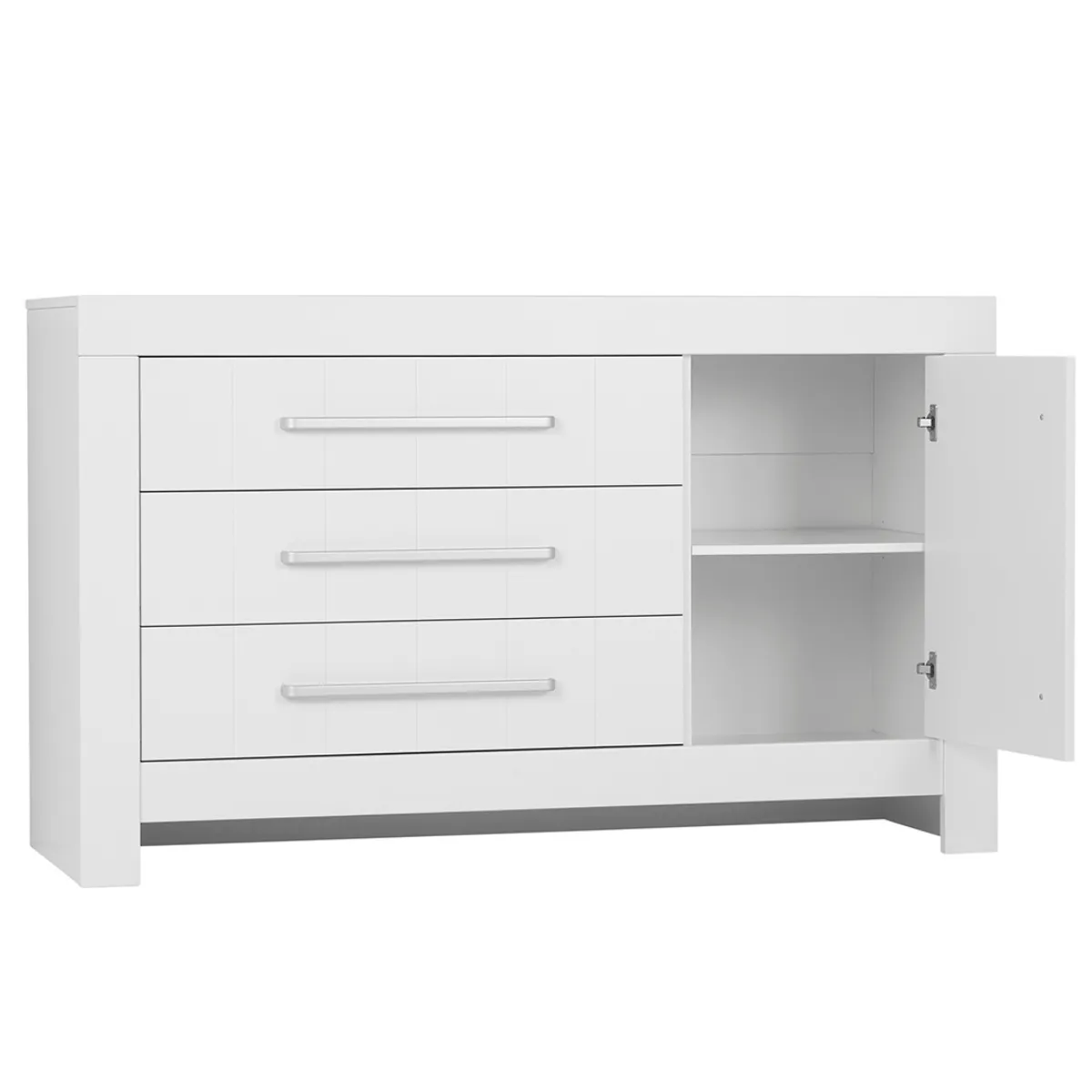 Duża biała komoda dziecięca Pinio Calmo w aranżacji pokoju dziecka