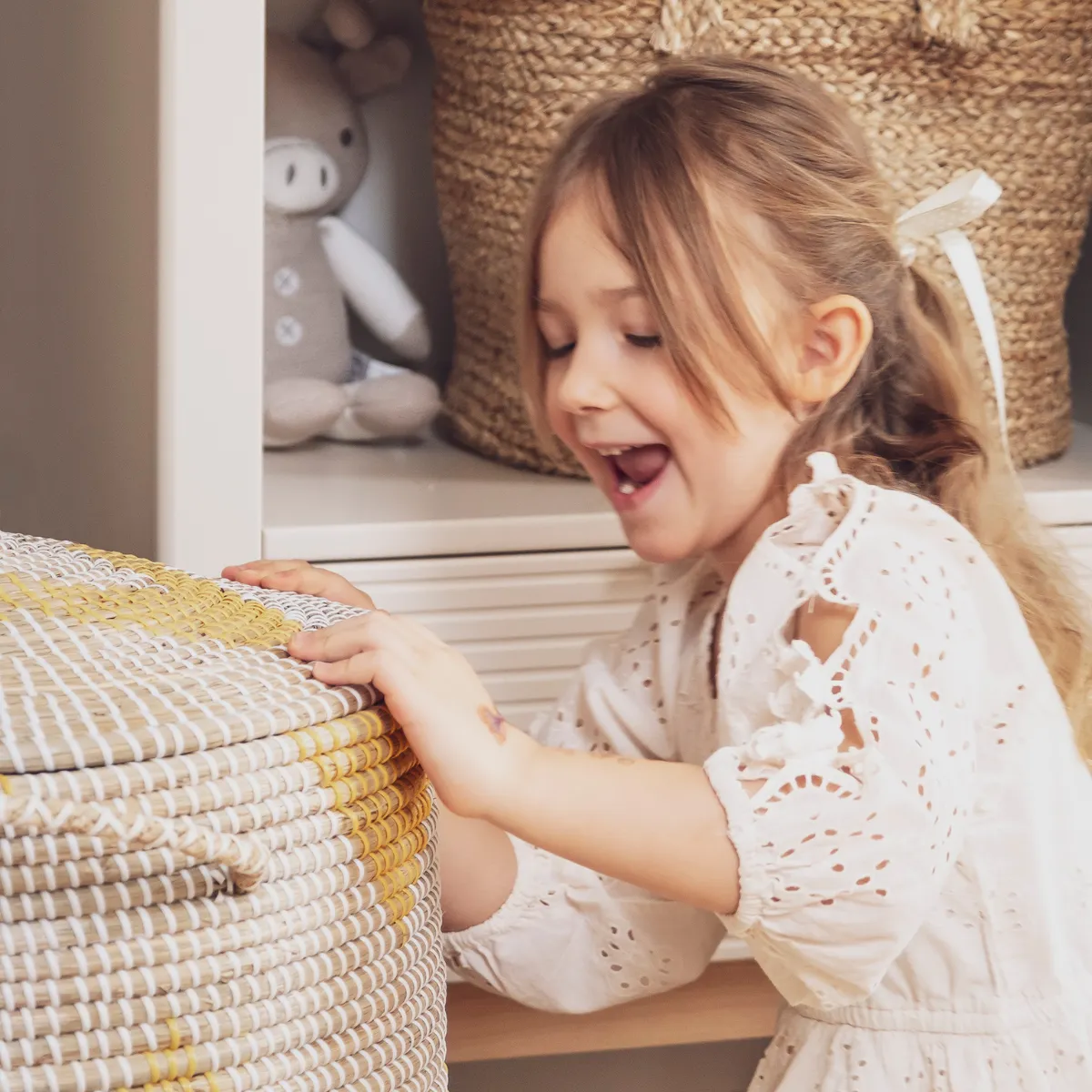 Regał dziecięcy PINIO MILOO szampan – pojemny regał do pokoju dziecka