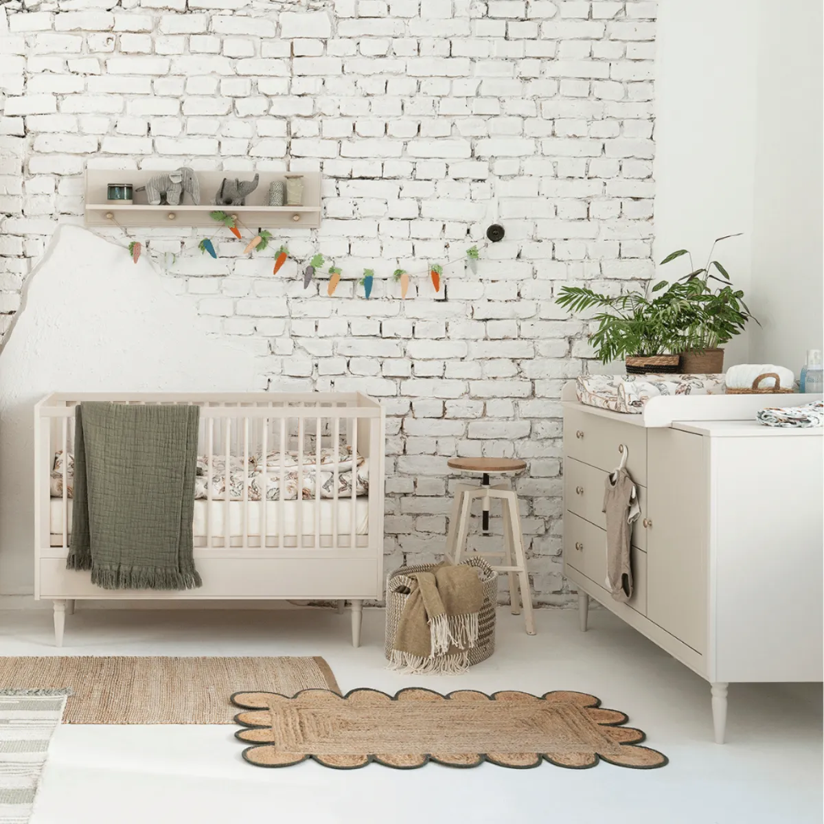 Łóżeczko Pinio Petite 120x60 wymiary