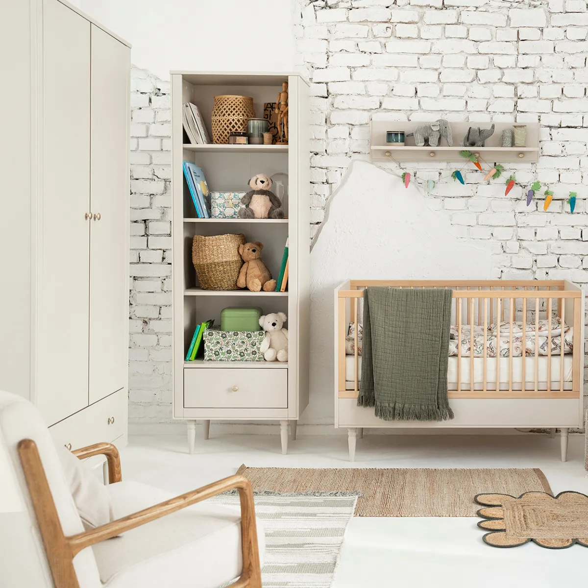 Regał dziecięcy beżowy Pinio Petite