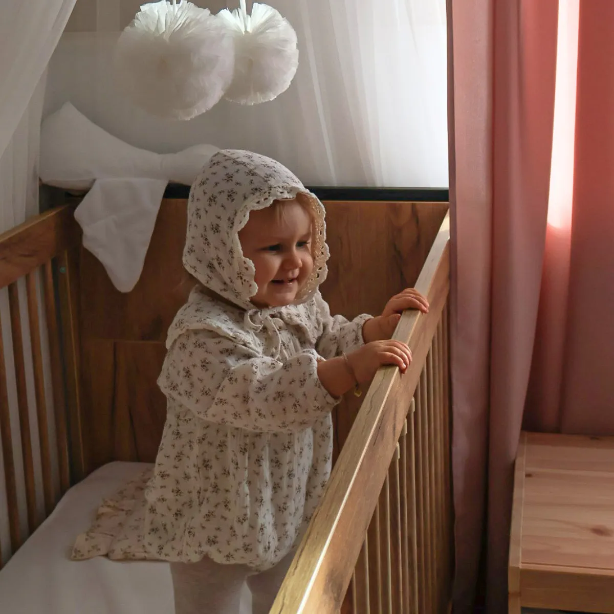 Łóżeczko Pinio Retro 140x70 z funkcją tapczanika