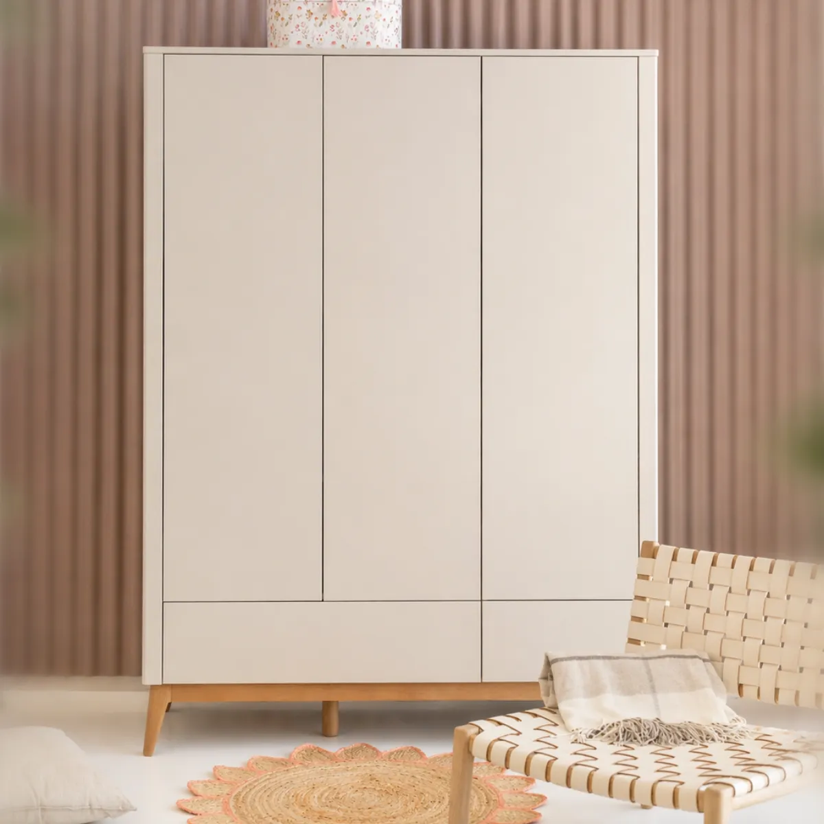 Szafa Pinio Seth 3-drzwiowa do pokoju dziecka