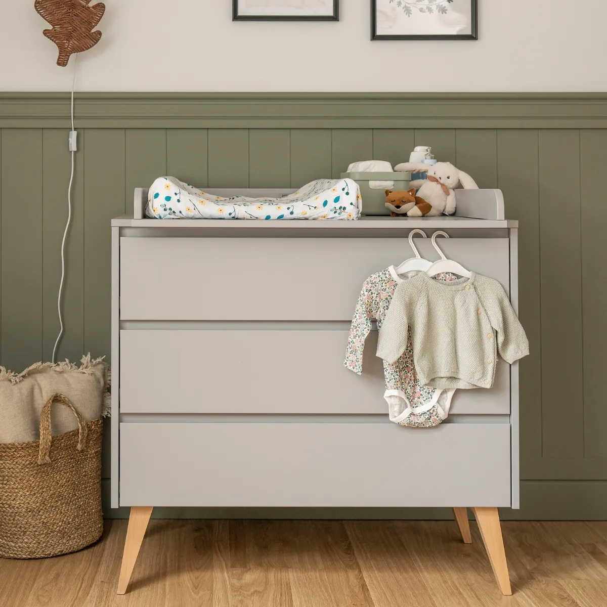 Wymiary komody dziecięcej PINIO SWING szarej 3 szuflady