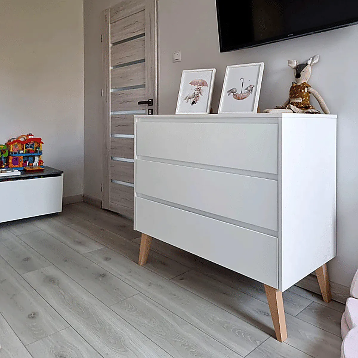 Komoda dziecięca biała PINIO SWING 3 szuflady do pokoju dziecka