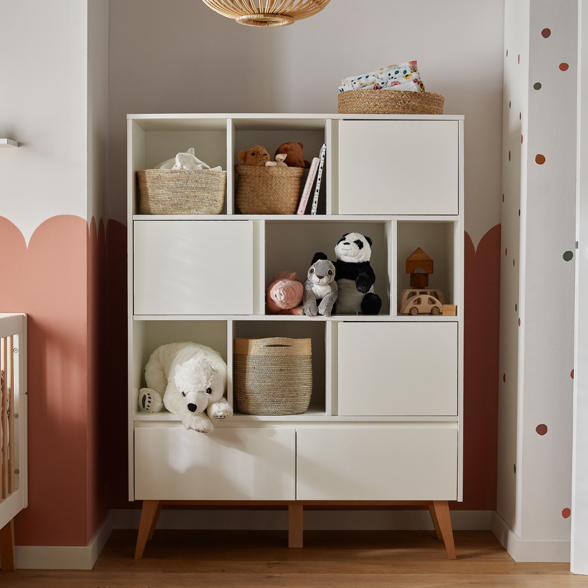 Regał dziecięcy biały PINIO SWING szeroki z półkami i szufladami